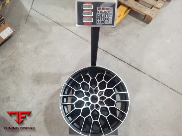 ASTON MARTIN VANTAGE WHEELS