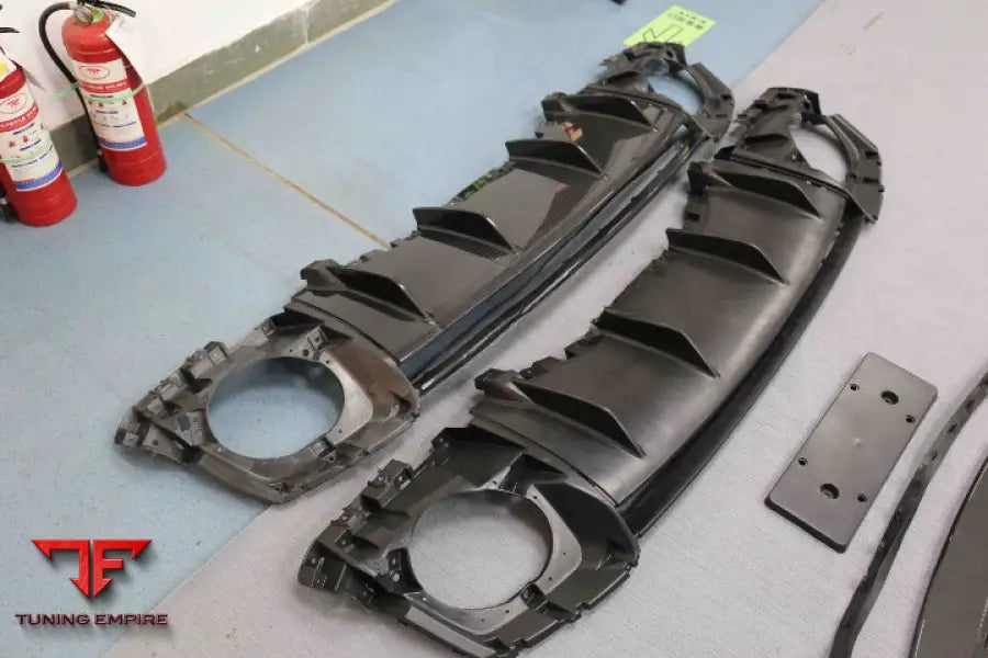 AUDI R8 4S 2015-2018 TO R8 4S 2020 + CONVERSION DRY CARBON BODY KIT