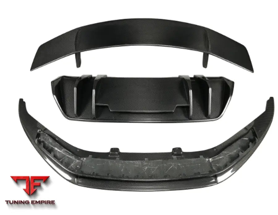 TOYOTA R8 CARBON BODY KITS PARTS