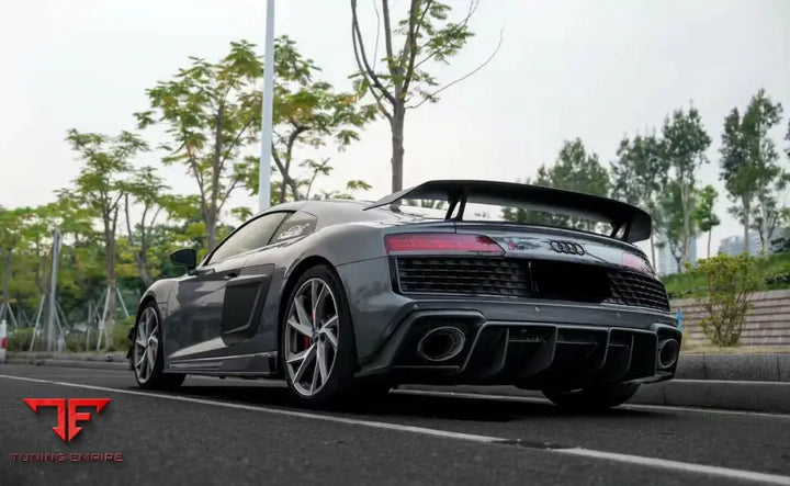 AUDI R8 CARBON FIBER RAZOR KIT 2019-2023