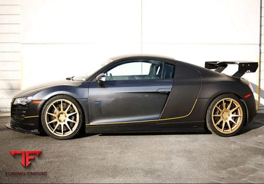 AUDI R8 APR CARBON FIBER MATERIAL SIDE SKIRTS SIDE BUMPER EXTENSION BUMPER DIFFUSER LIPS