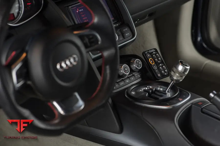 AUDI R8 FORGED WHEELS AND EXHAUST SYSTEM