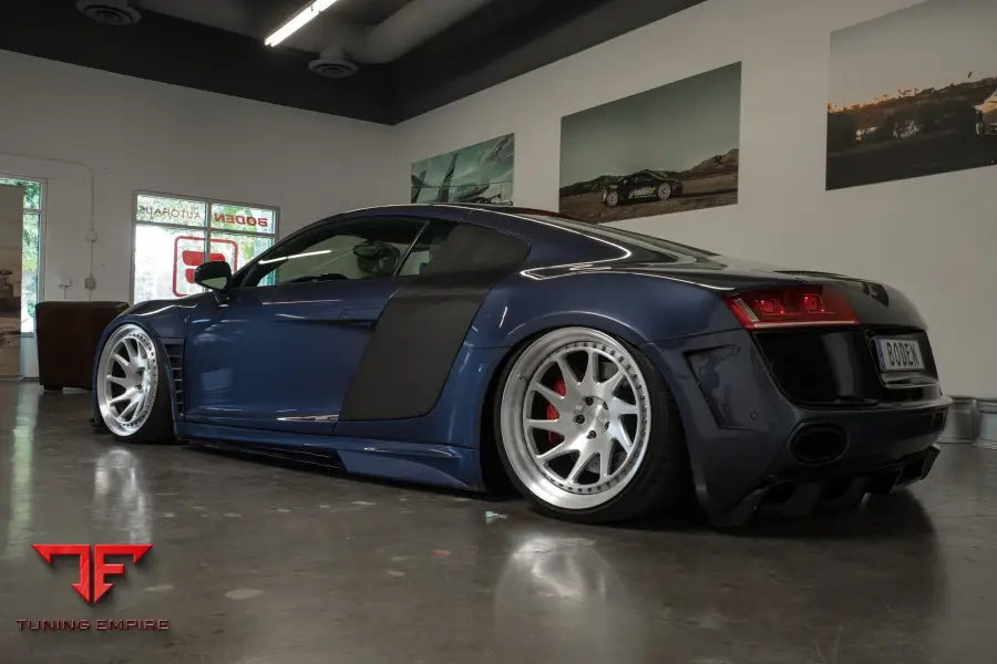 AUDI R8 FORGED WHEELS AND EXHAUST SYSTEM
