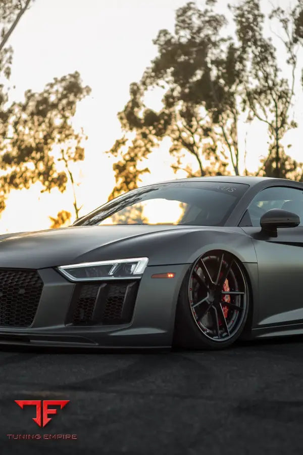 AUDI R8 FORGED WHEELS AND EXHAUST SYSTEM