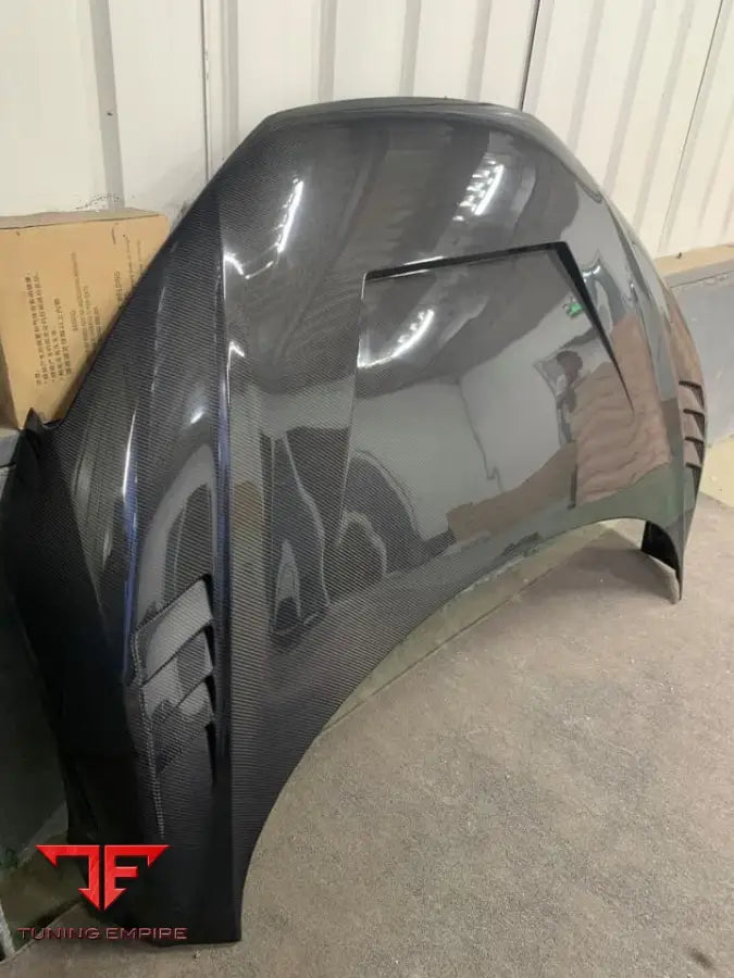 AUDI R8 GEN 2 CARBON FIBER FRONT HOOD 2017+