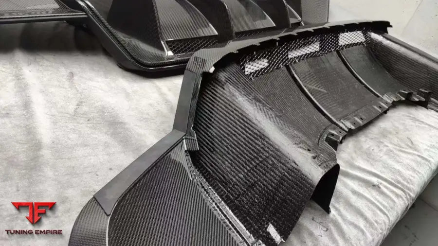 AUDI R8 PERFORMANCE Carbon parts kit