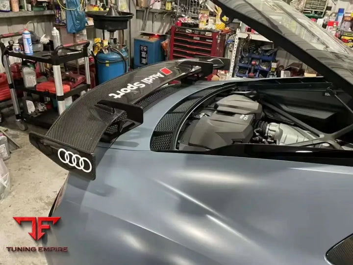 AUDI R8 PERFORMANCE Carbon parts kit