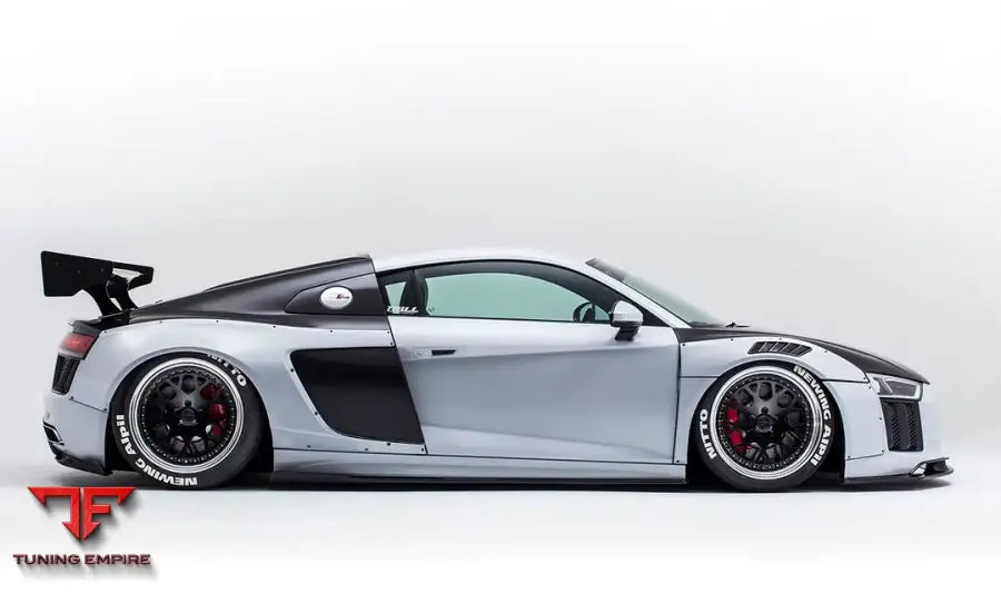 AUDI R8 RSR BODY KIT
