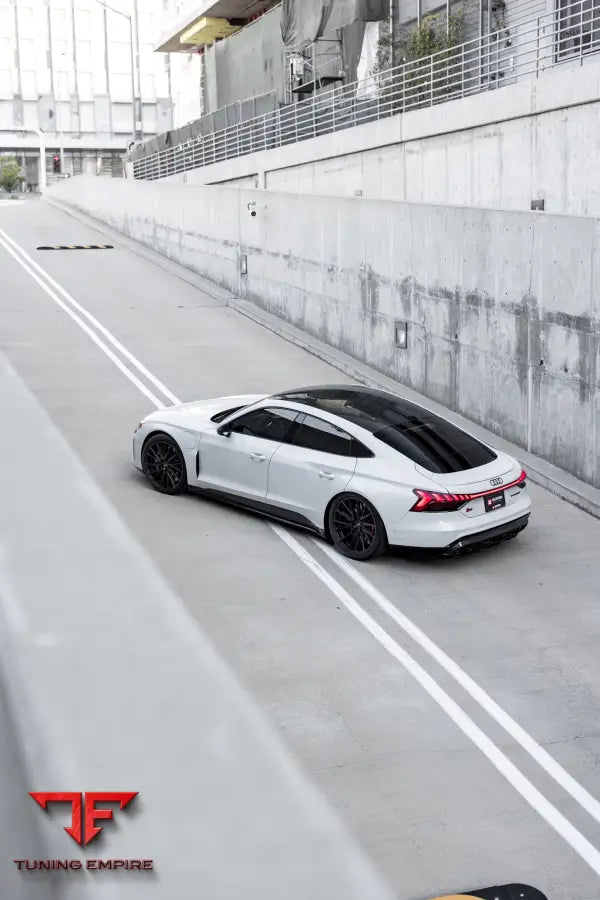 AUDI RS E-TRON GT FORGED WHEELS AND EXHAUST SYSTEM