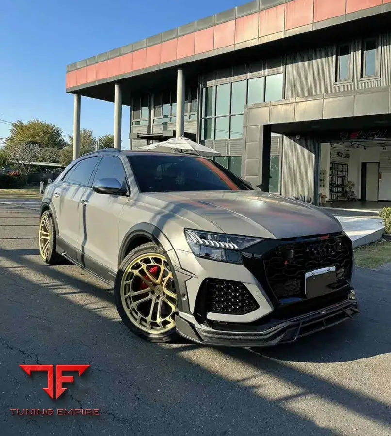 AUDI RSQ8 CARBON FIBER PARTS