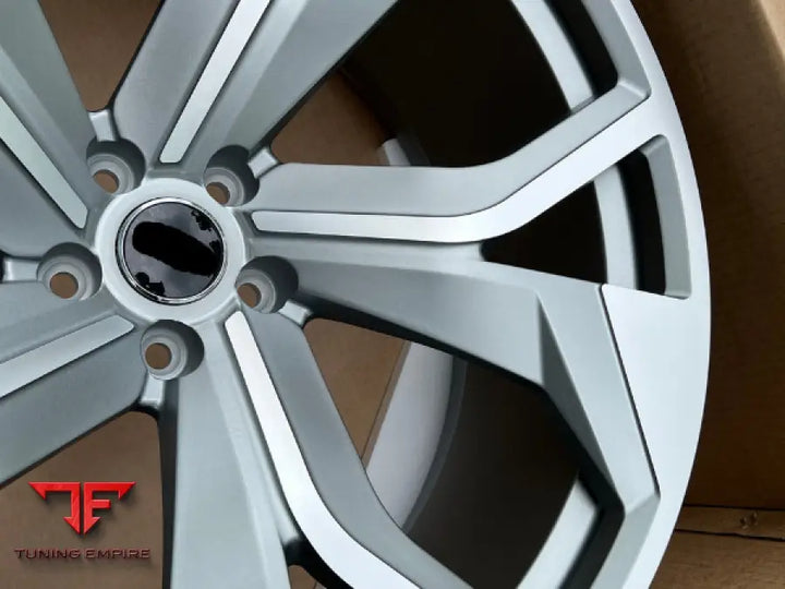 AUDI WHEEL AUDI RSQ8