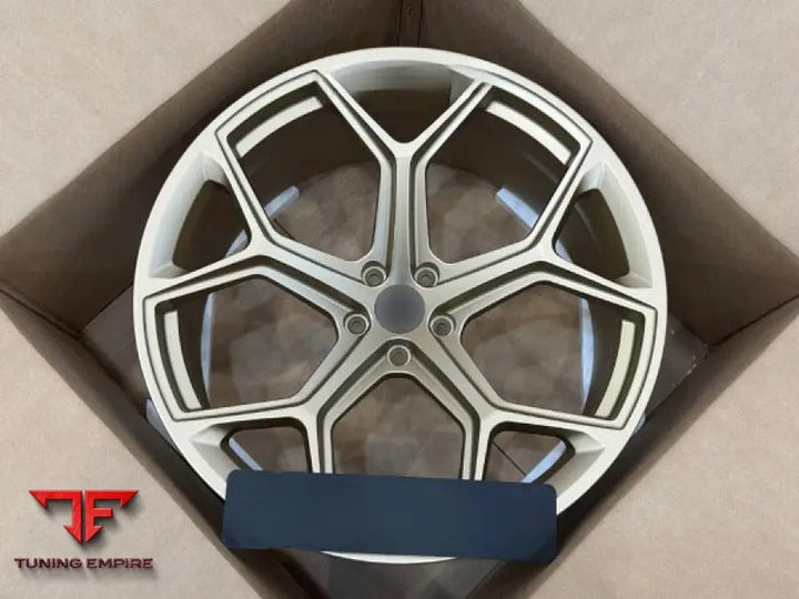 AUDI WHEEL GT-RS 4