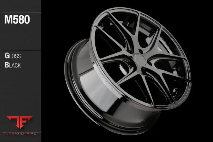 AVANT GARDE M580