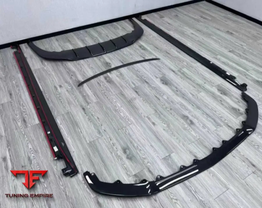 FLYING SPUR BODY KIT CARBON FIBER W12 STYLE FRONT LIP SIDE SKIRTS REAR DIFFUSER & SPOILER 2020+