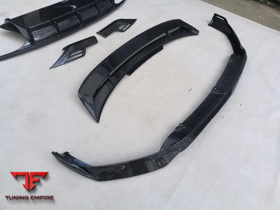 BENTLEY BENTAYGA CARBON BODY KIT 2020+