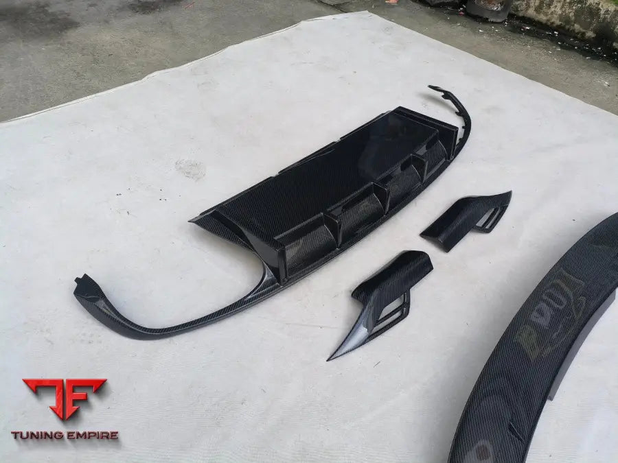 BENTLEY BENTAYGA CARBON BODY KIT 2020+