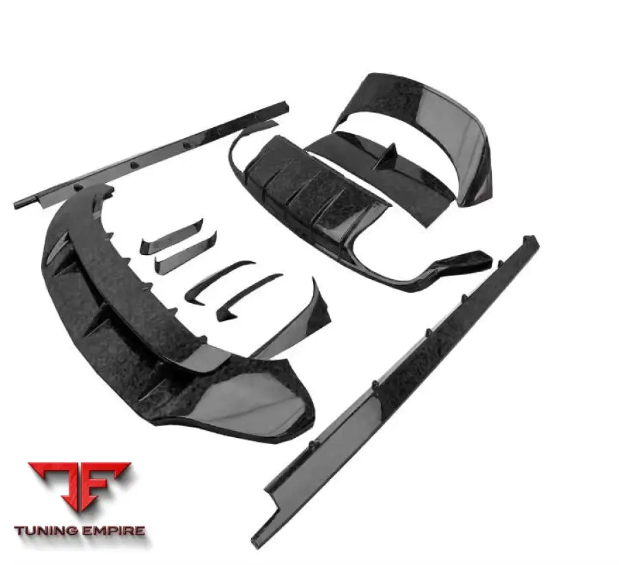 BENTLEY BENTAYGA CARBON FIBER BODY KIT