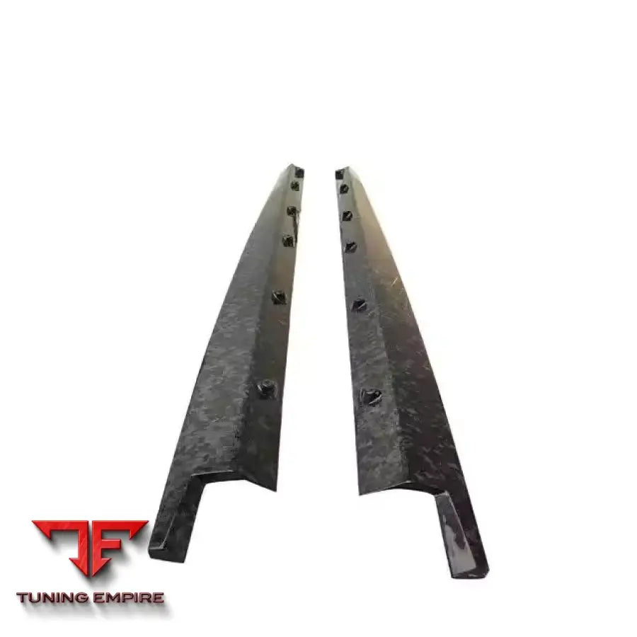 BENTLEY BENTAYGA CARBON FIBER BODY KIT