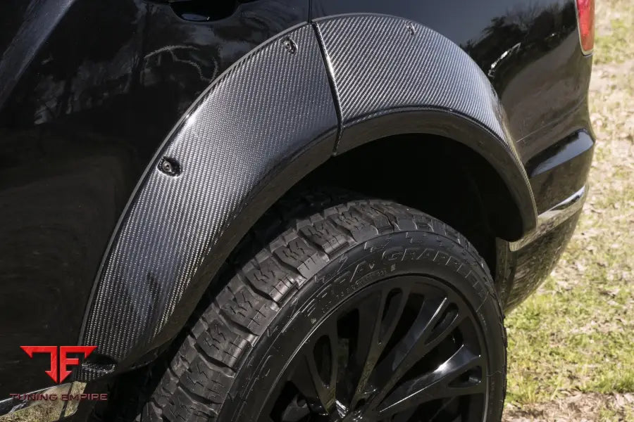 BENTLEY BENTAYGA BODY KIT