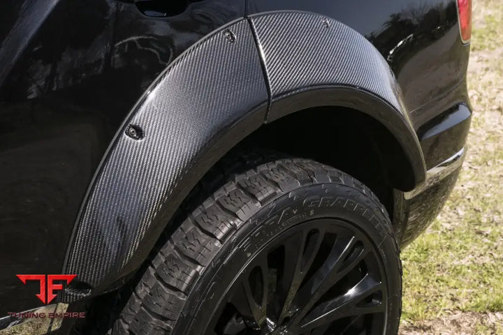 BENTLEY BENTAYGA BODY KIT