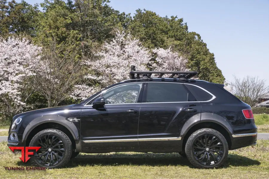 BENTLEY BENTAYGA BODY KIT