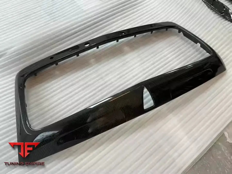 BENTLEY FLYING SPUR W12 M STYLE CARBON FIBER BODY KIT