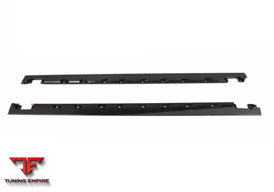 BENTLEY FLYING SPUR W12 CARBON FIBER SIDE SKIRTS