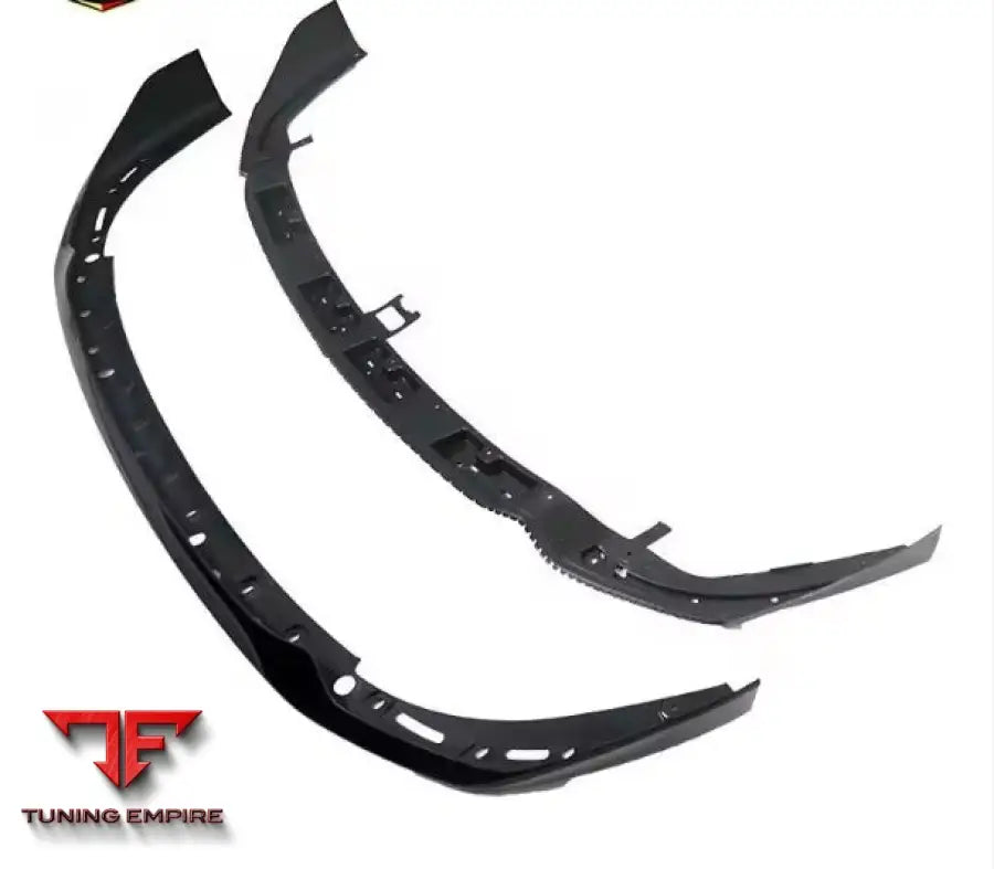 BMW 1 SERIES F40 GLOSS BLACK BODY KIT 2021Y