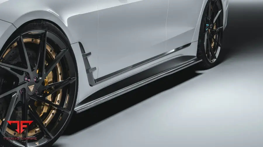 BMW 4 SERIES G26 CARBON PARTS 2022Y