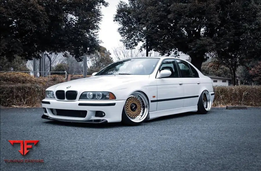 BMW 5-SERIES E39 FRONT LIP