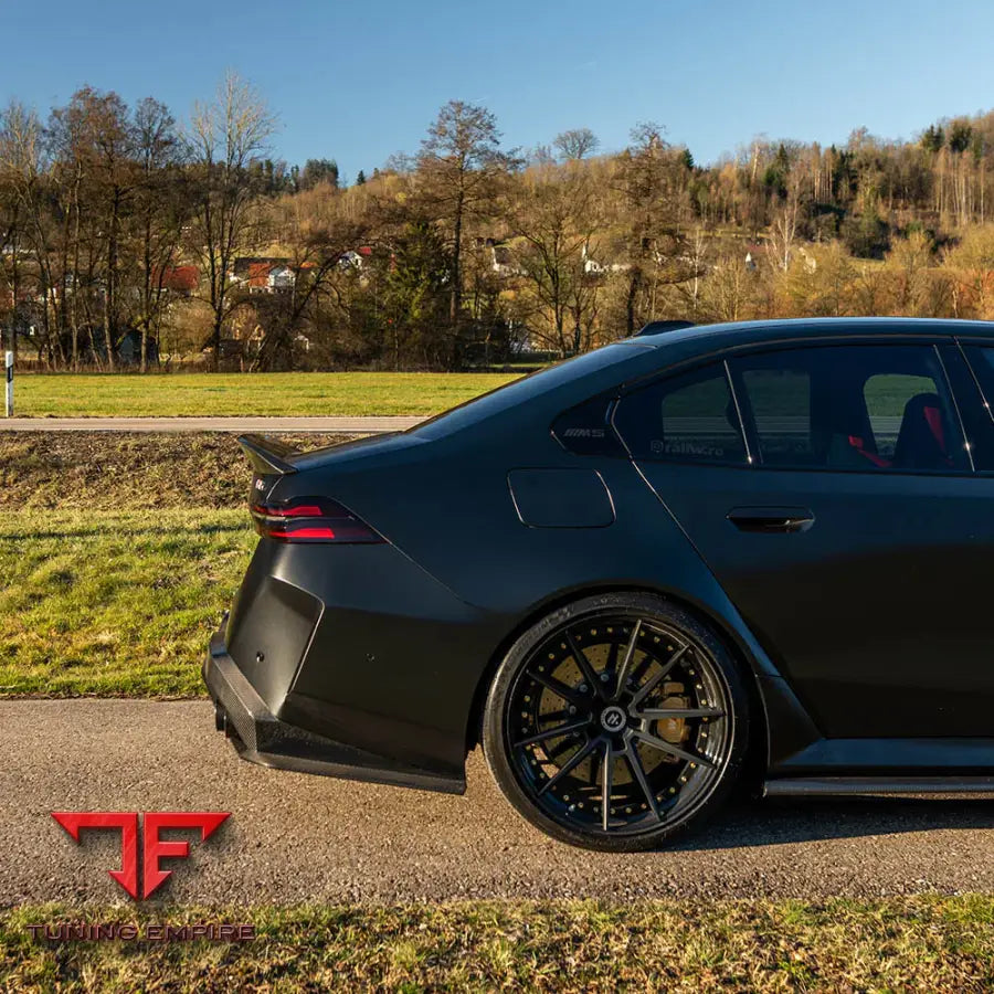 BMW 5 SERIES G60 CARBON FIBER PARTS