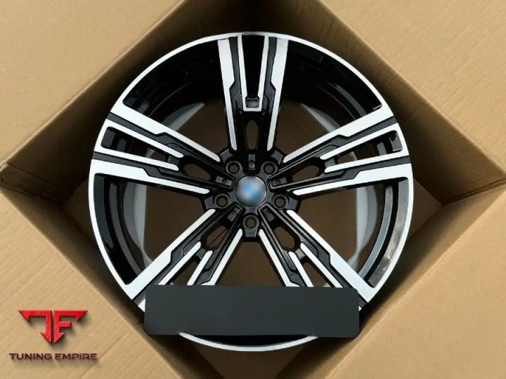 BMW 7 G70 730i 735i 740i 730d 740d 750e 760i i7 M760e 2022 + WHEELS