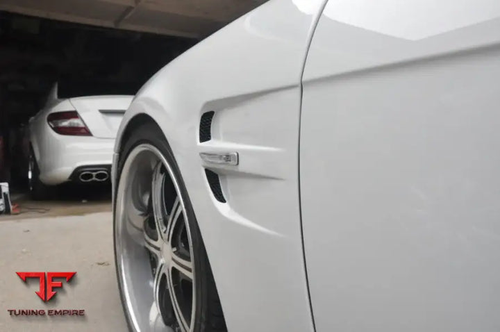 BMW 7 SERIES E65/E66 BODY KIT