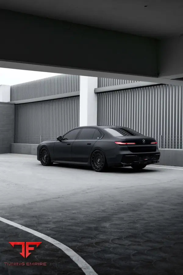 BMW 7-SERIES FORGED WHEELS AND EXHAUST SYSTEM