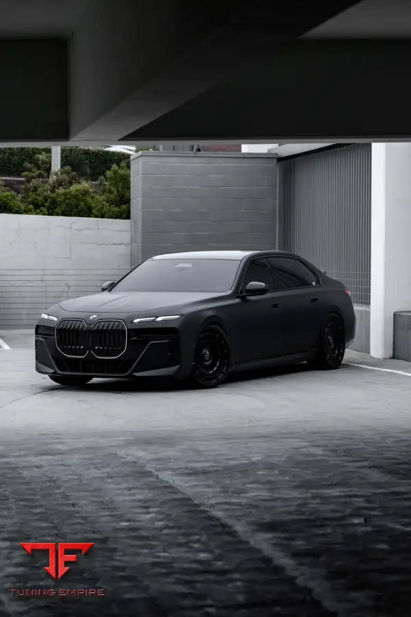 BMW 7-SERIES FORGED WHEELS AND EXHAUST SYSTEM