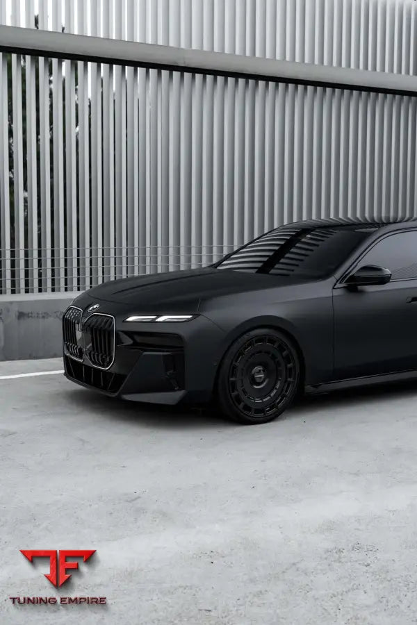 BMW 7-SERIES FORGED WHEELS AND EXHAUST SYSTEM