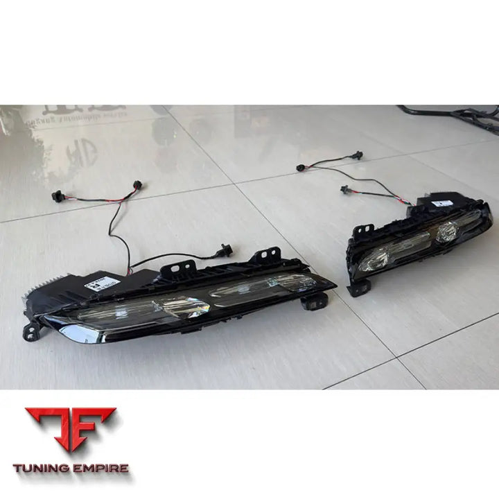 BMW 7 SERIES G70 735LI LED FRONT BUMPER LIGHT 2023Y