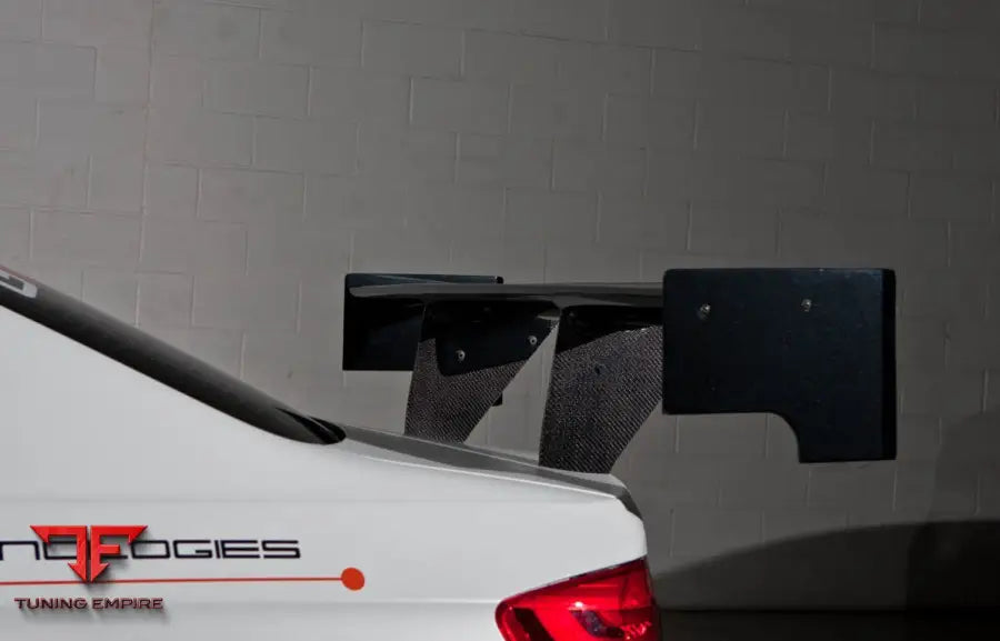 BMW E92 M3 RACING ALMS WIDEBODY KIT