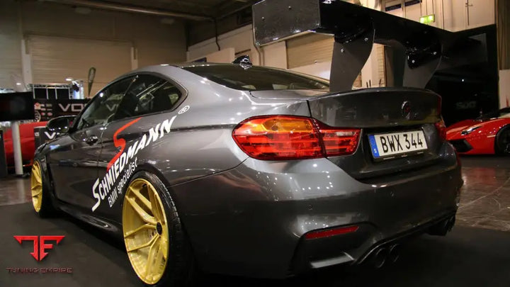 BMW F82 M4