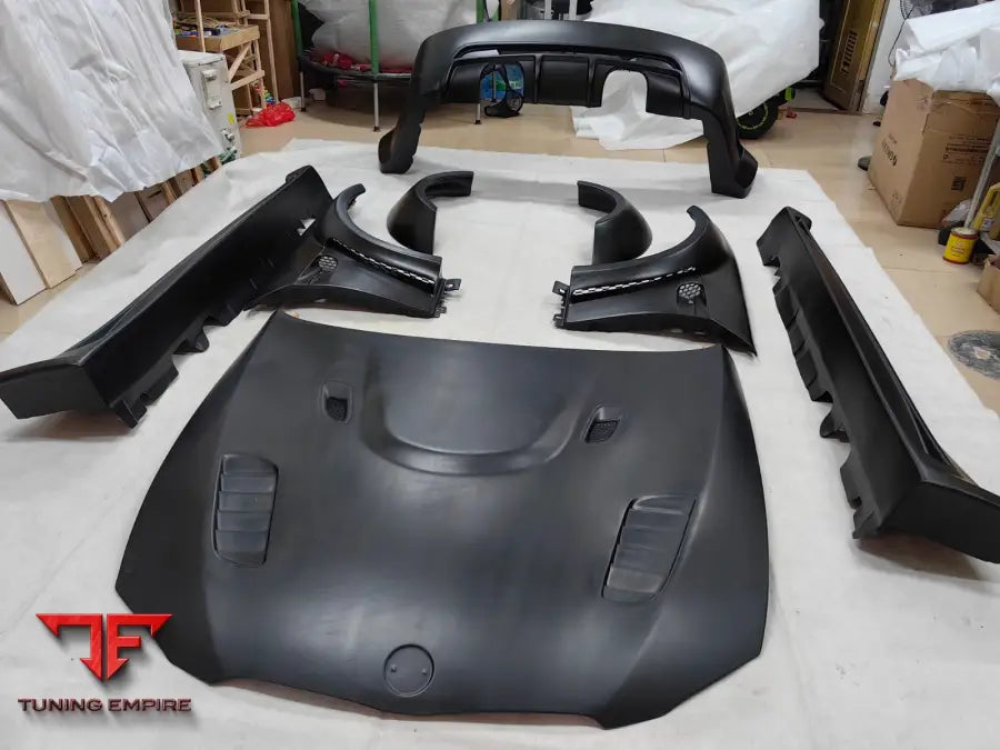 BMW M3 E92 CARBON GTR BONNET
