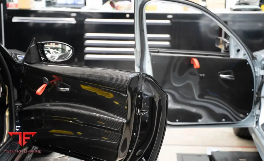 BMW M3 E92 GTR RACING WIDEBODY KIT AND RACING PARTS