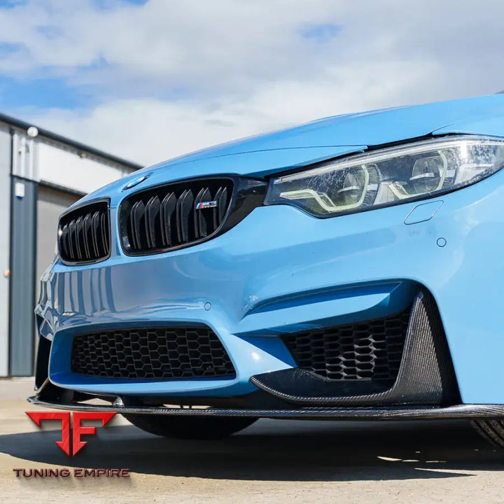 BMW M3 F80 CARBON FIBER KIT
