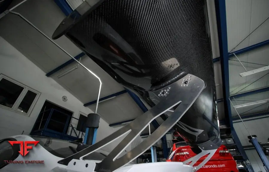 BMW M4 F82 RACING CARBON BODY KIT AND PARTS