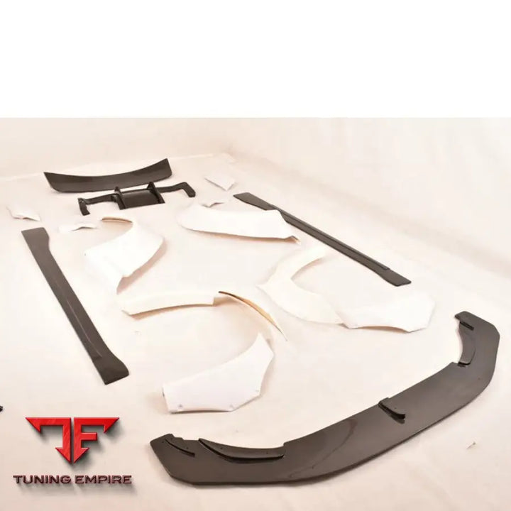BMW M4 F82 WIDE BODY KIT