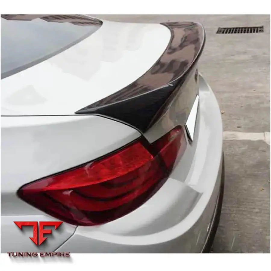 BMW M5 F10 CARBON FIBER PARTS 2011–2016Y