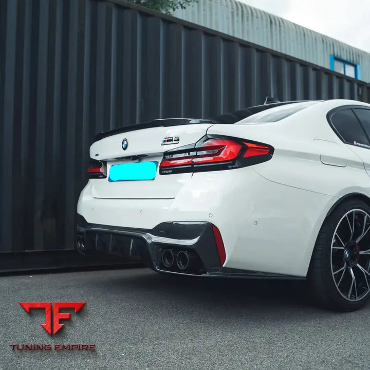 BMW M5 F90 CARBON FIBER PARTS