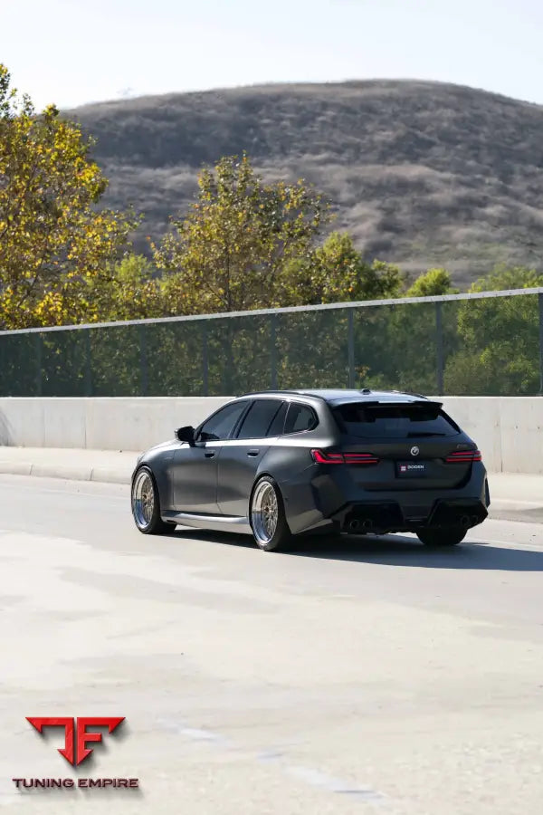 BMW M5 FORGED WHEELS AND EXHAUST SYSTEM
