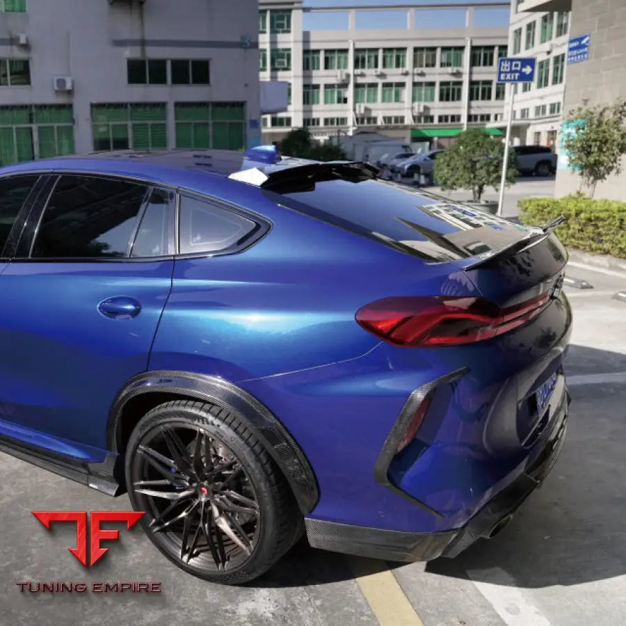BMW X6 DRY CARBON PERFORMANCE BODY KIT