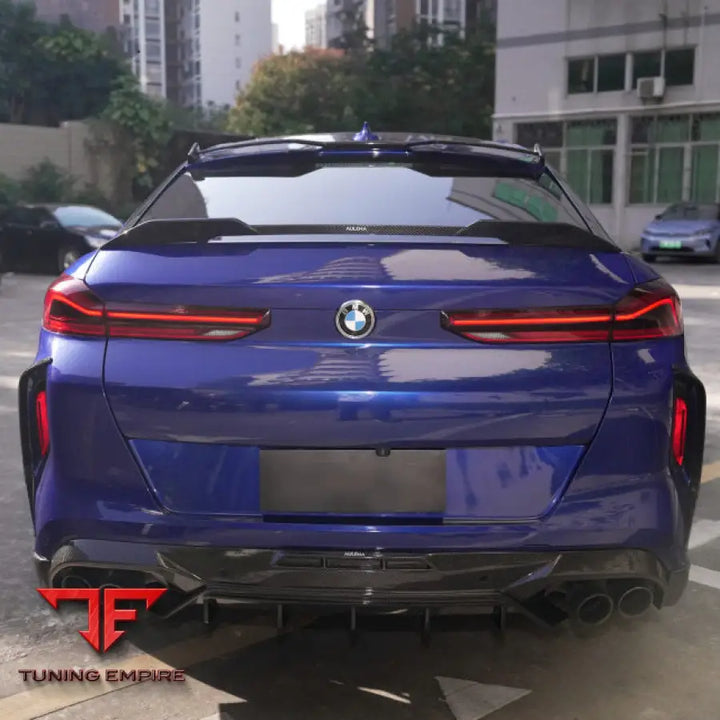 BMW X6M DRY CARBON FIBER BODY KIT