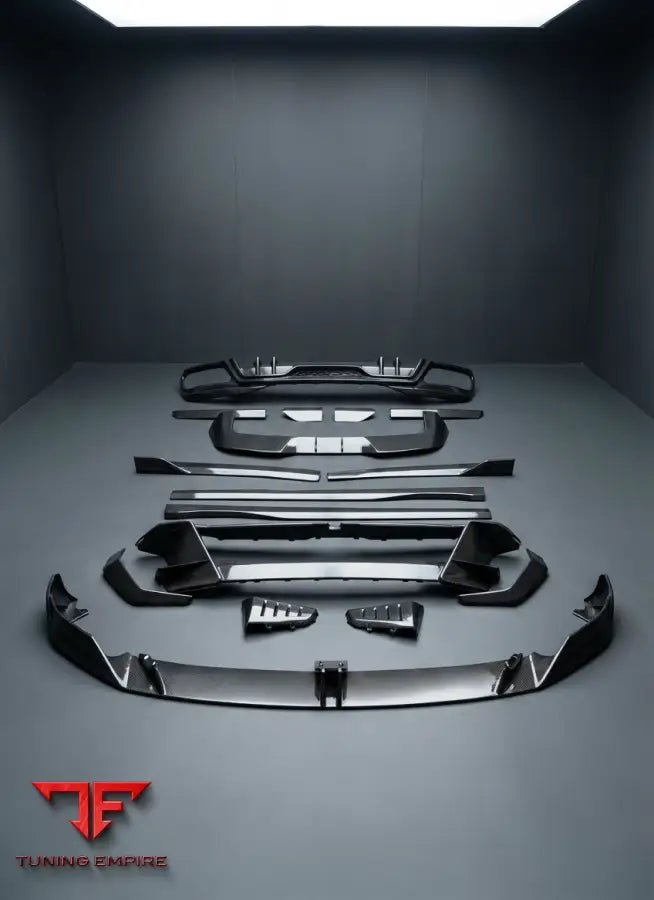 BMW X7 G07 CARBON BODY KIT FOR 2022+ FACELIFT